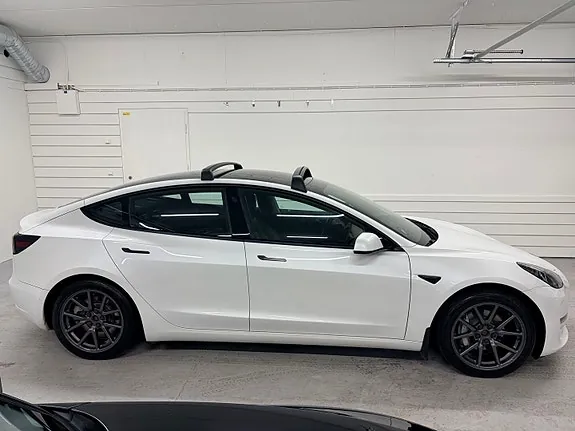 Tesla Model 3 2021 photo 4