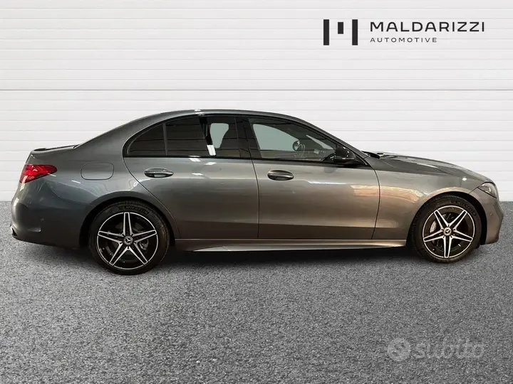 Mercedes-Benz C 300 2025 photo 5