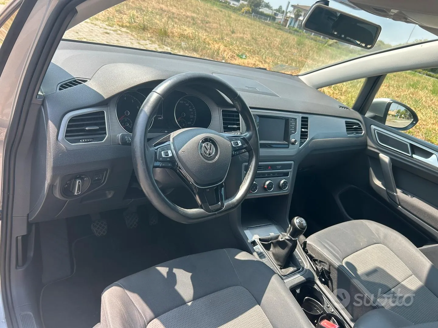 Volkswagen Golf Sportsvan 2015 photo 4
