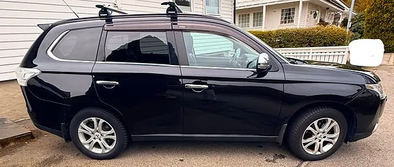 Mitsubishi Outlander 2013 photo 3
