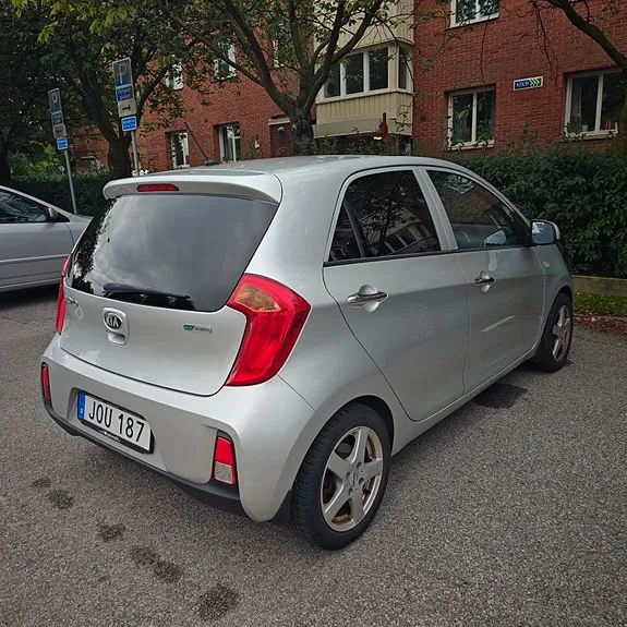 Kia Picanto 2016 photo 2