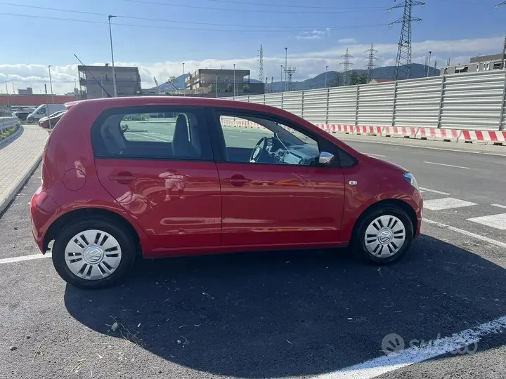 Volkswagen Up 2012 photo 3