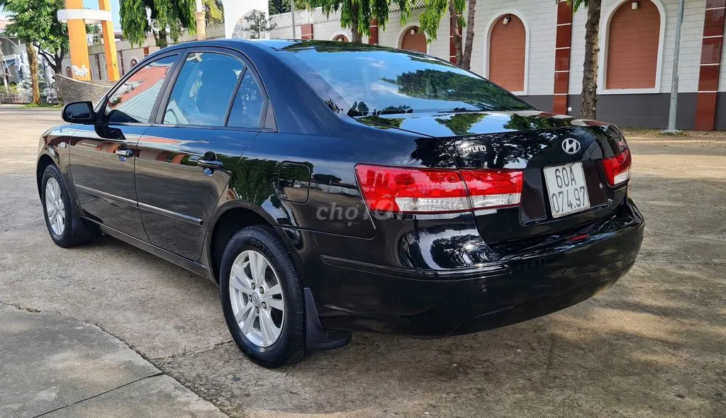 Hyundai Sonata 2009 photo 3