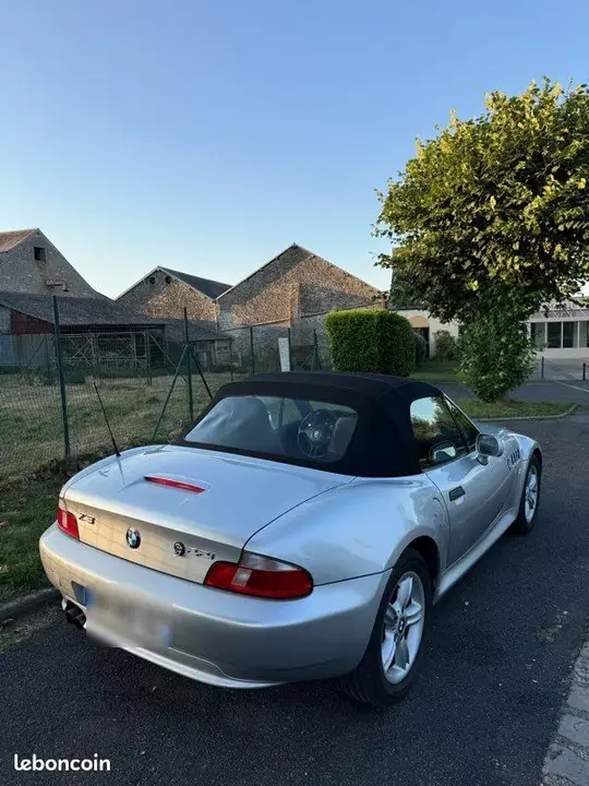 BMW Z3 2001 photo 2