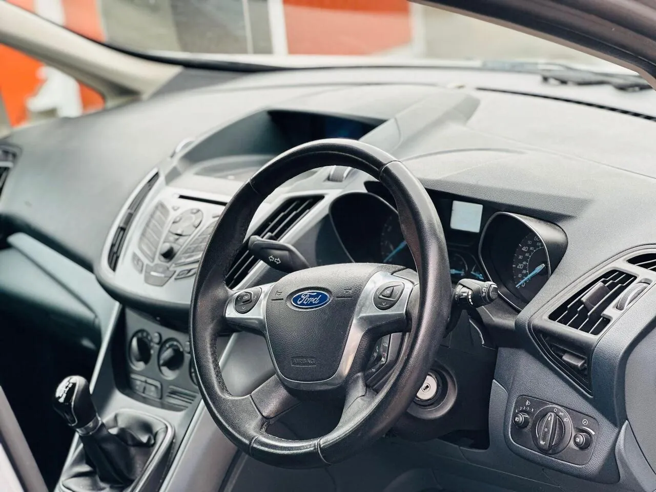 Ford C-Max 2011 photo 2