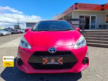 Toyota Aqua 2015 photo 3