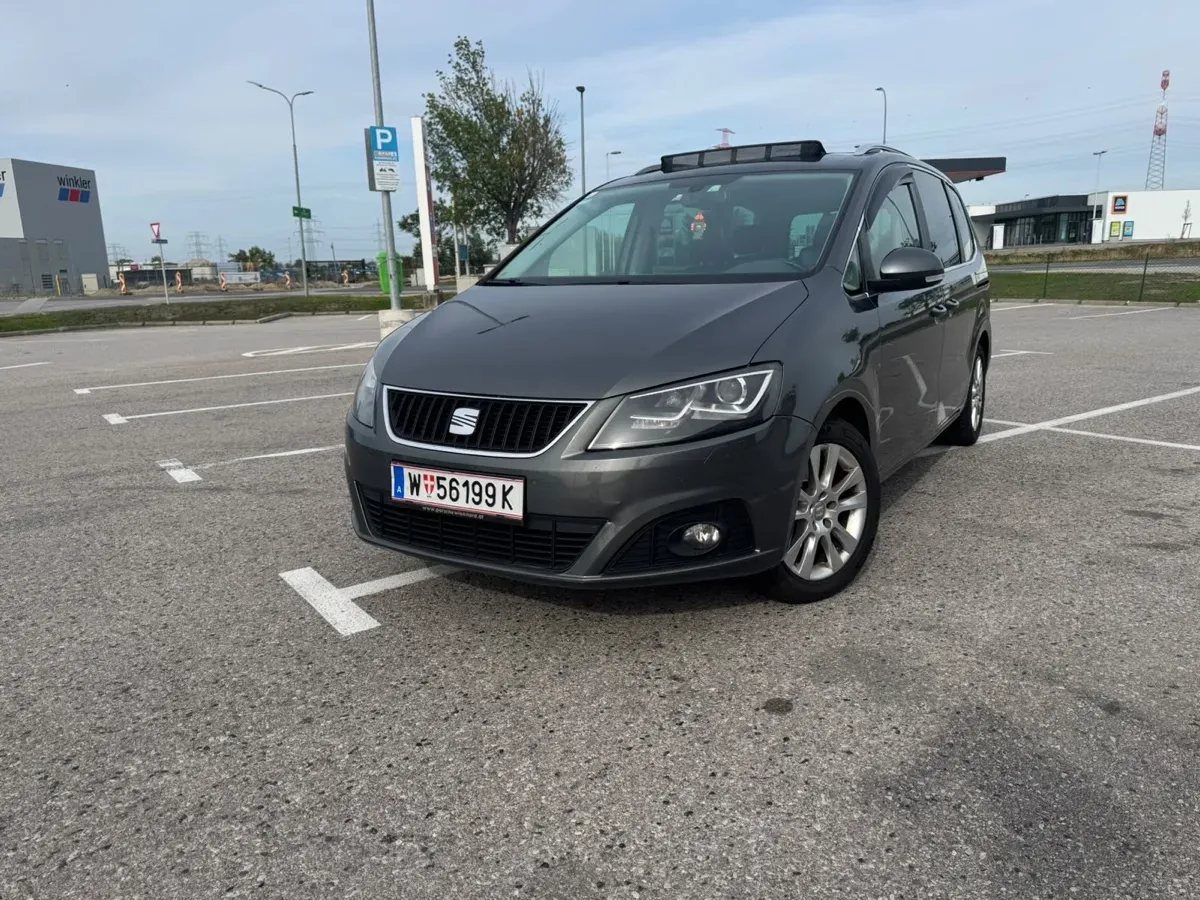 Seat Alhambra 2012 photo 2