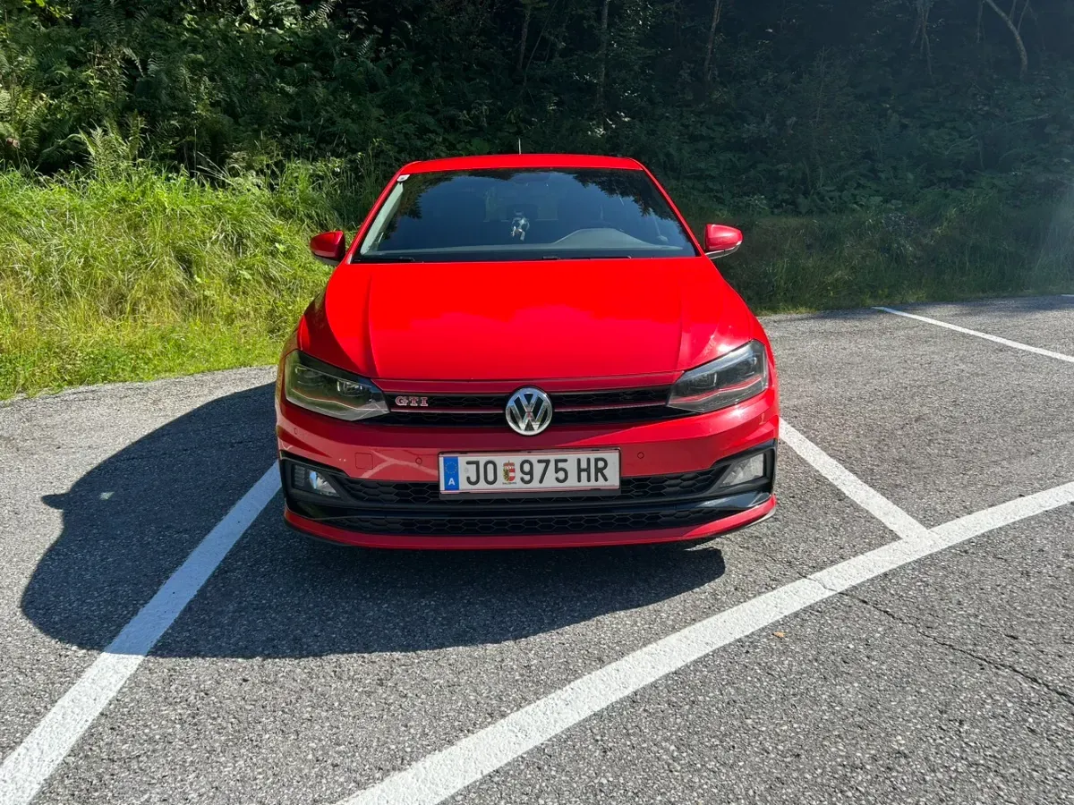 Volkswagen Polo 2018 photo 2