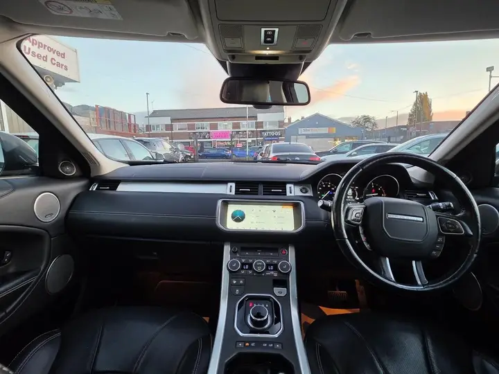 Land Rover Range Rover Evoque 2017 photo 3