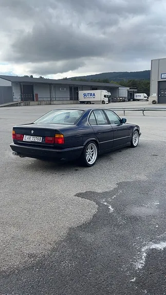 BMW 525I 1988 photo 4
