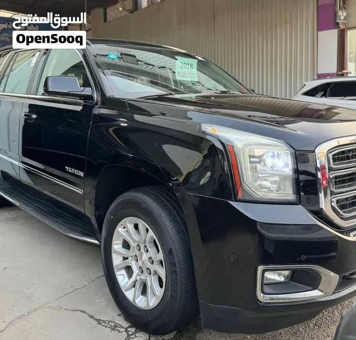 GMC Yukon 2018 photo 2