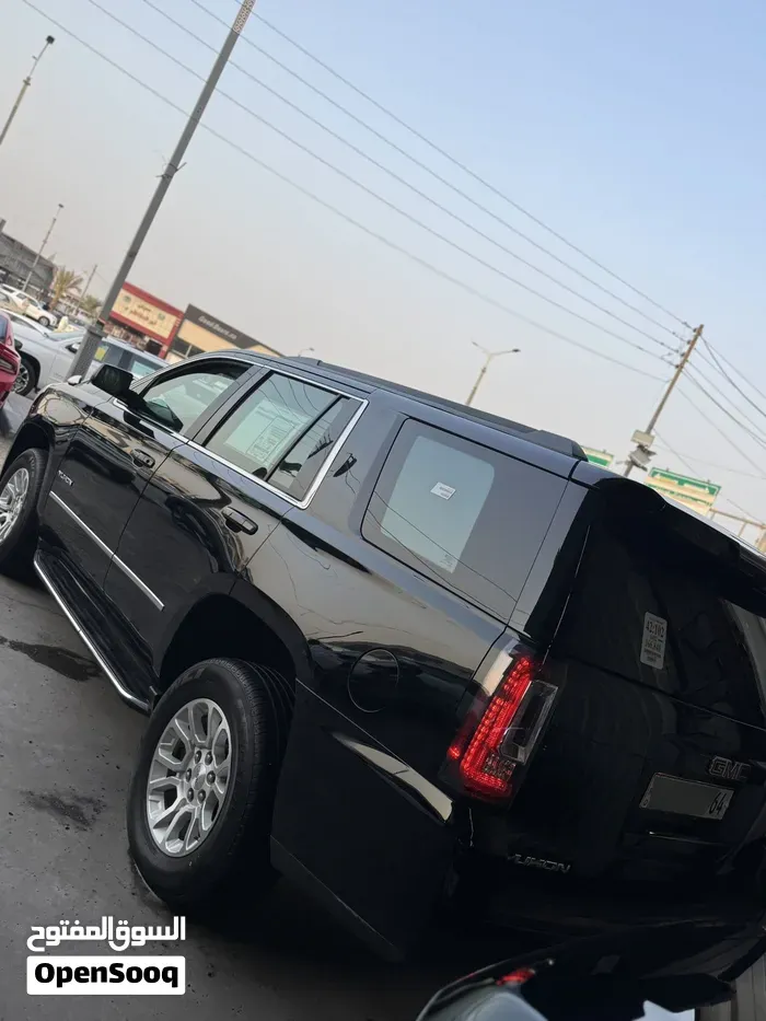 GMC Yukon 2018 photo 4
