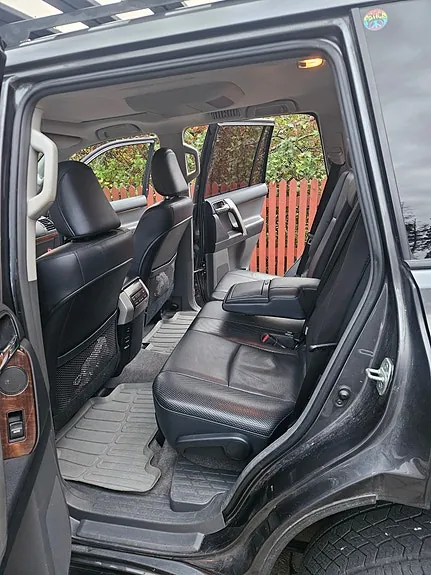 Toyota Land Cruiser 2012 photo 3