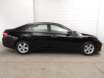 Toyota Mark X 2012 photo 4