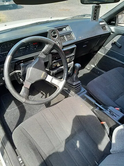 Toyota Corolla 1984 photo 4