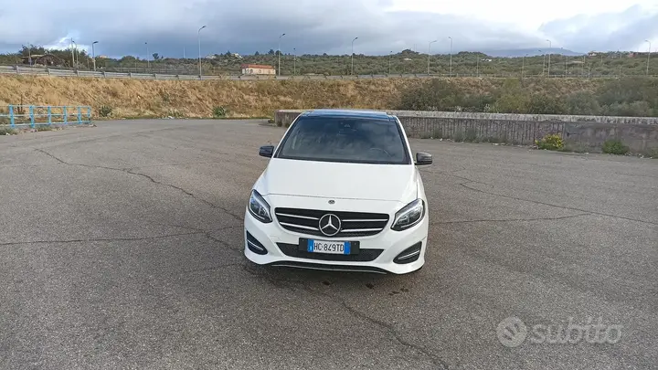 Mercedes-Benz B-Class 2018 photo 2