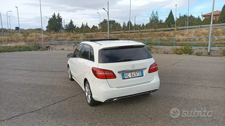 Mercedes-Benz B-Class 2018 photo 3