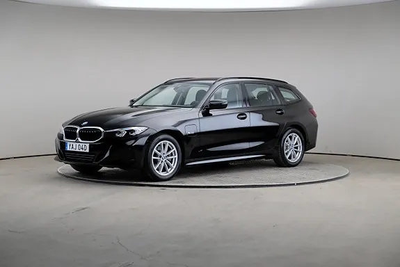 BMW 330E