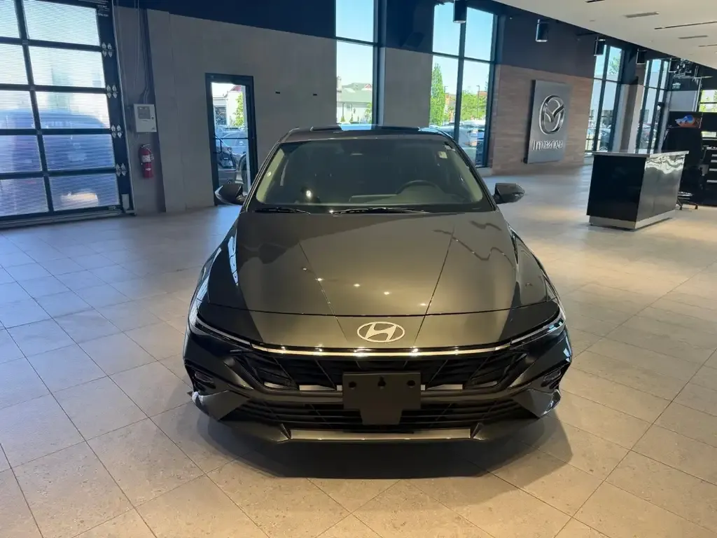 Hyundai Elantra 2024 photo 2