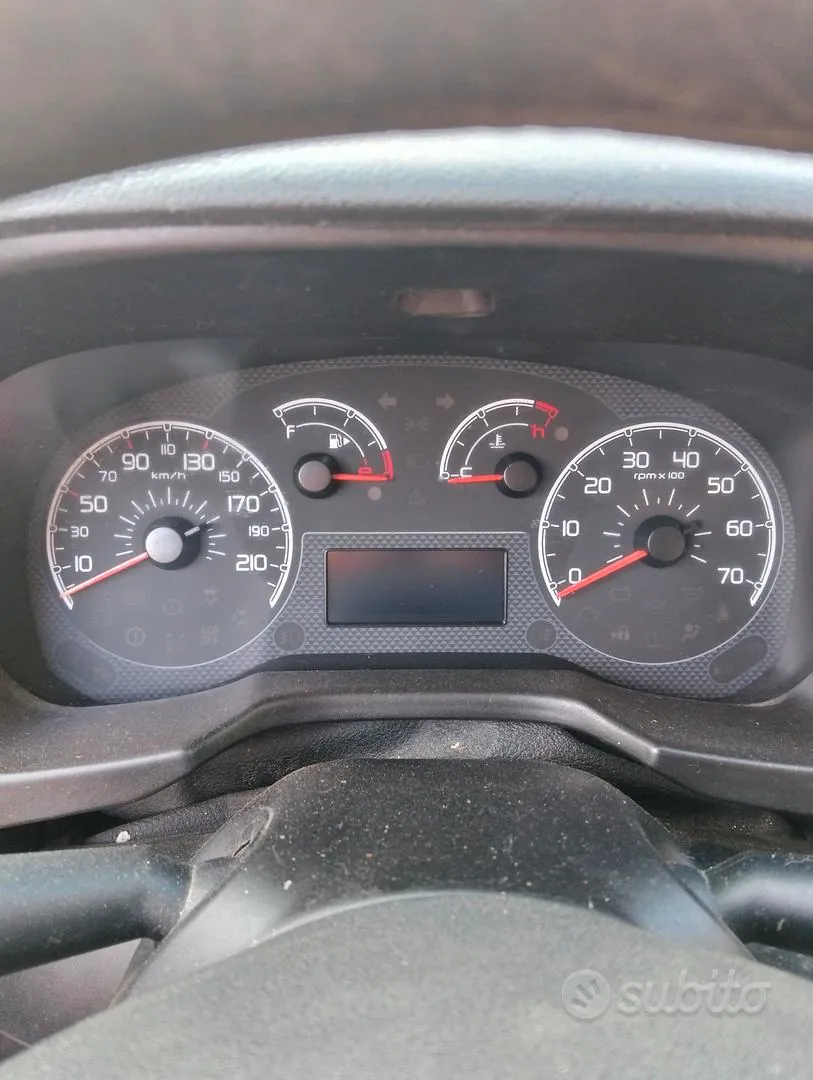 Fiat Fiorino 2016 photo 3