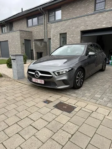 Mercedes-Benz A180