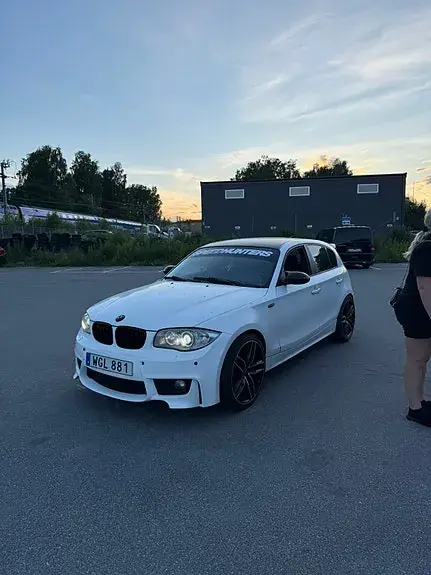 BMW 120D 2005 photo 2
