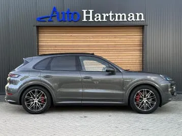 Porsche Cayenne 2025 photo 2