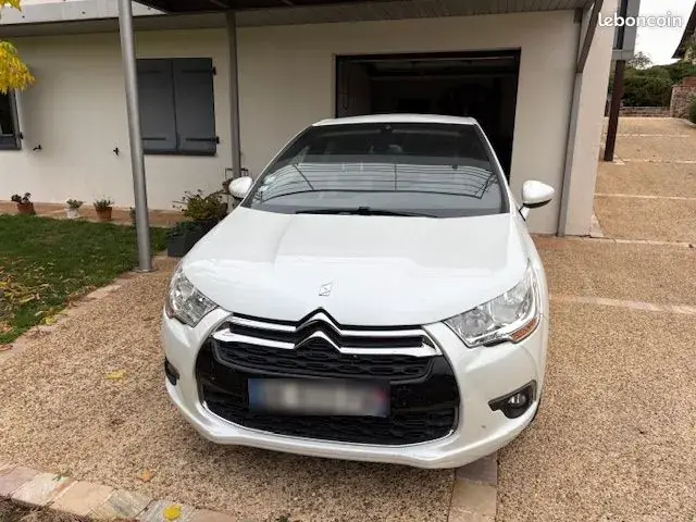 Citroen Ds4 2014 photo 2