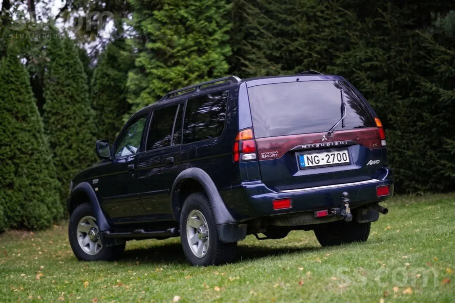 Mitsubishi Montero Sport 2003 photo 2