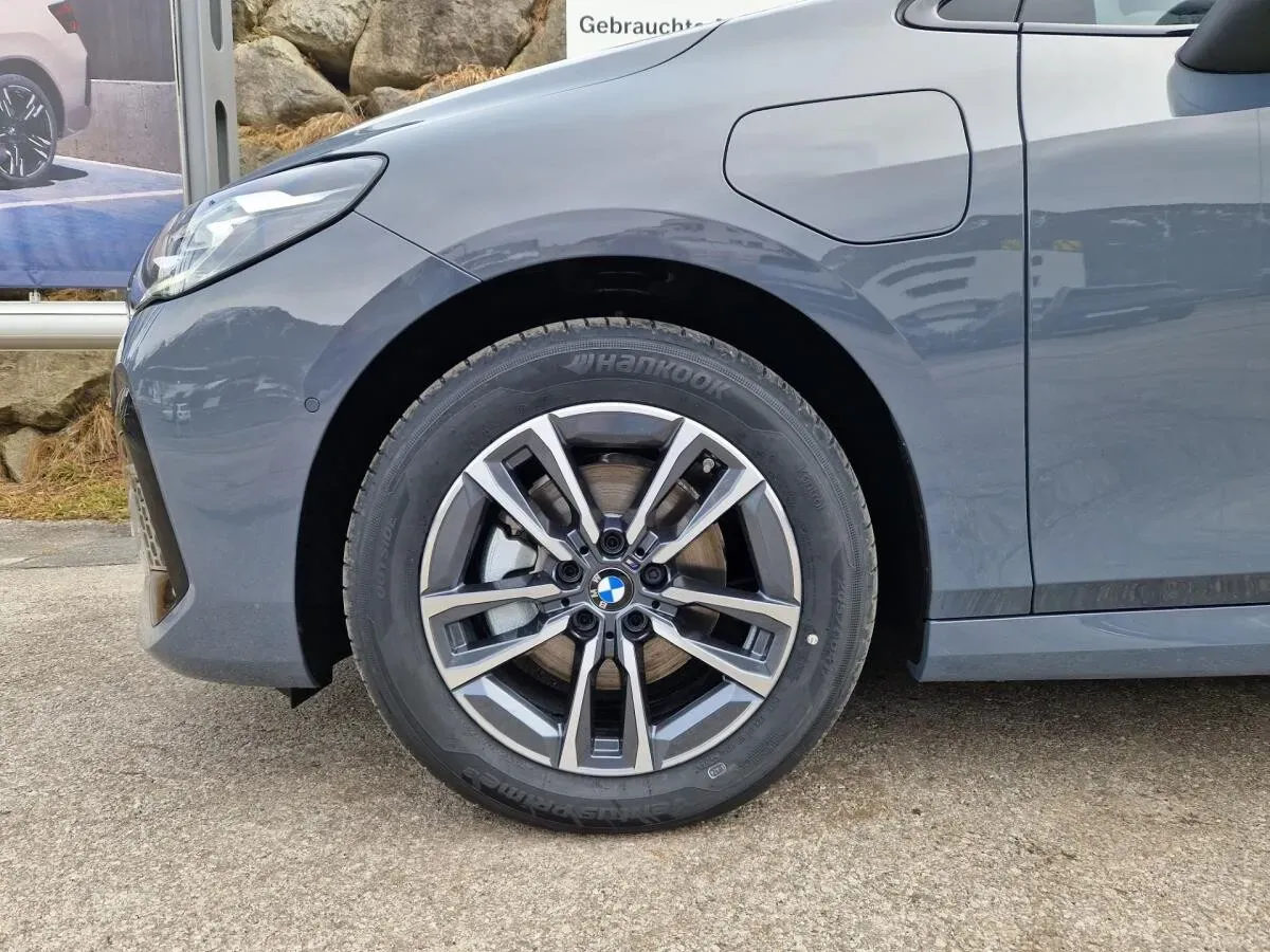 BMW 2Er-Reihe 225E 2026 photo 3