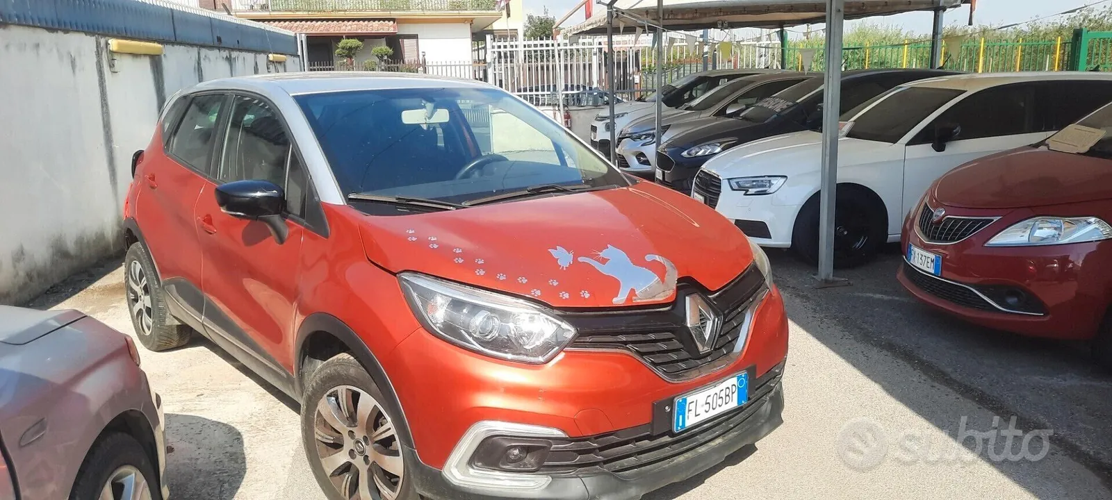 Renault Captur 2018 photo 2