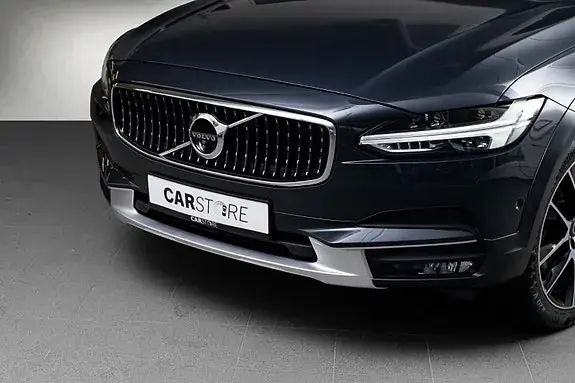 Volvo V90 Cross Country 2018 photo 2