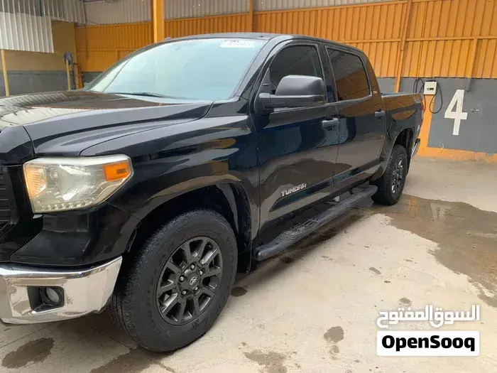 Toyota Tundra 2015 photo 2