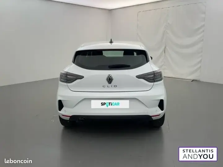 Renault Clio 2024 photo 4