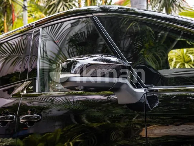 Toyota Vellfire 2024 photo 5