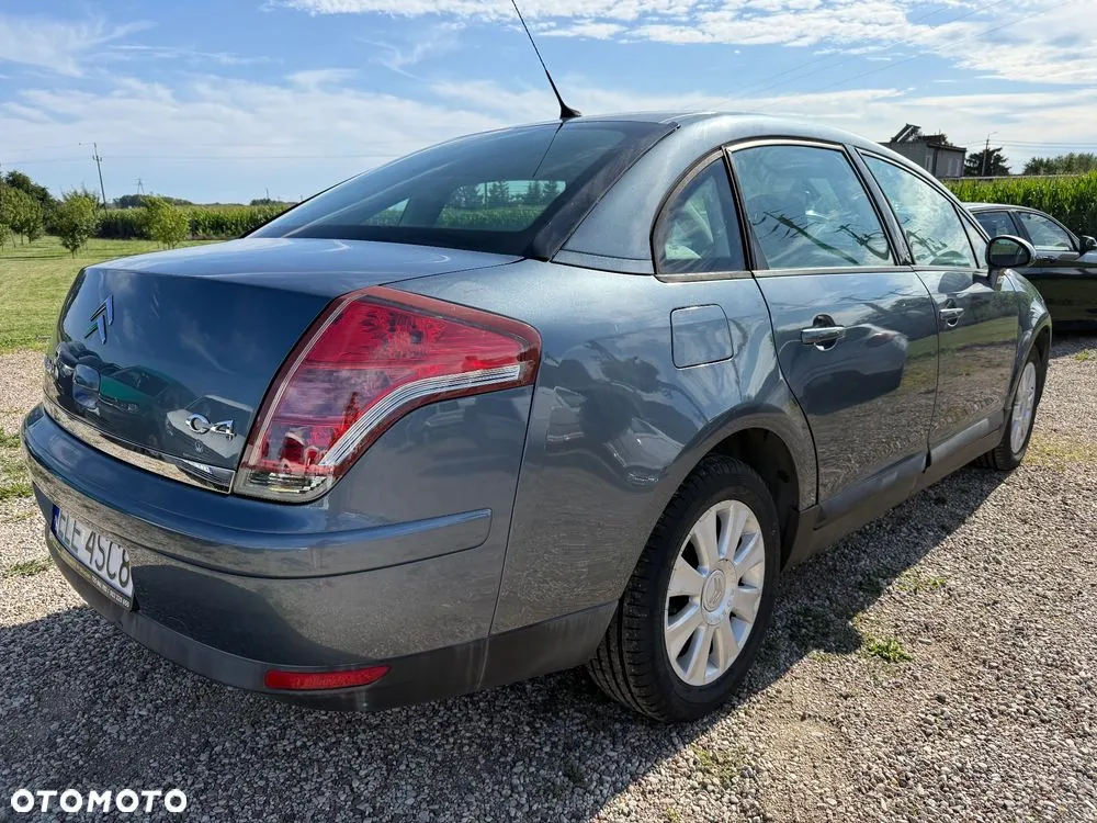 Citroen C4 2009 photo 3