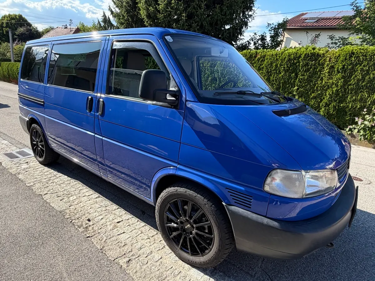 Volkswagen T4 2002 photo 3