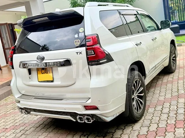 Toyota Land Cruiser Prado 2015 photo 3
