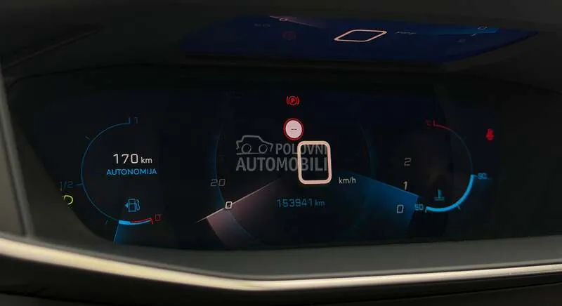 Peugeot 2008 2021 photo 3