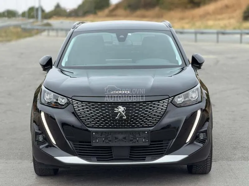 Peugeot 2008 2021 photo 5