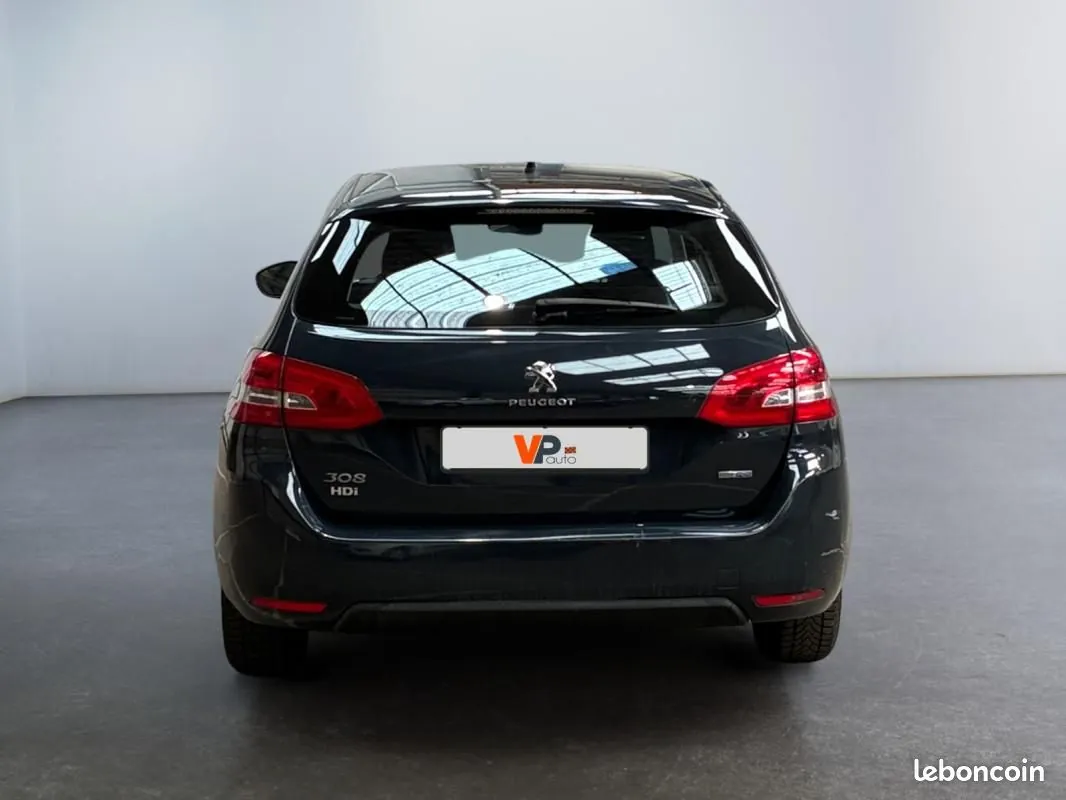 Peugeot 308 2015 photo 3