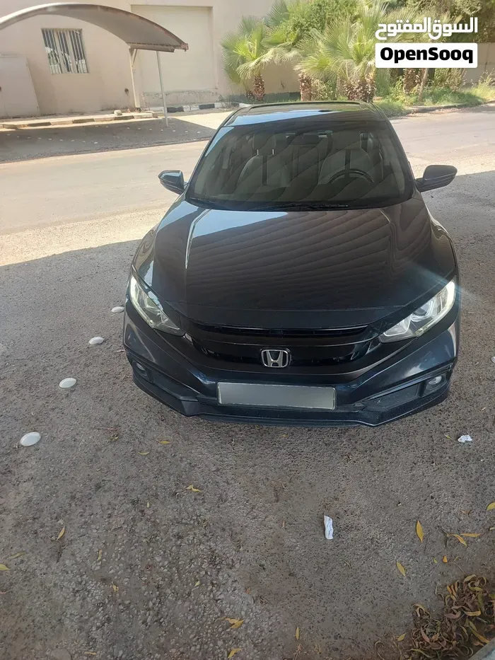 Honda Civic 2021 photo 3