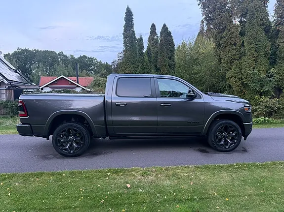 Dodge Ram 1500 2022 photo 2