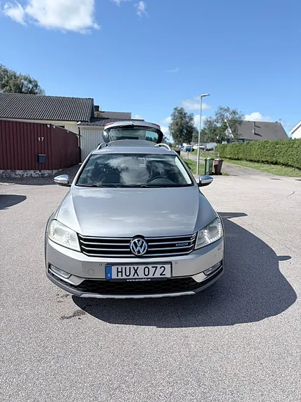Volkswagen Passat Alltrack 2012 photo 2