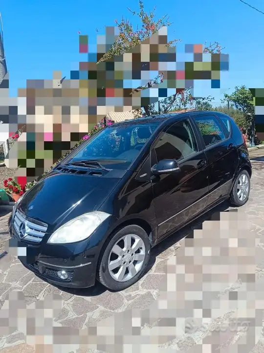 Mercedes-Benz A-Class 2009 photo 4