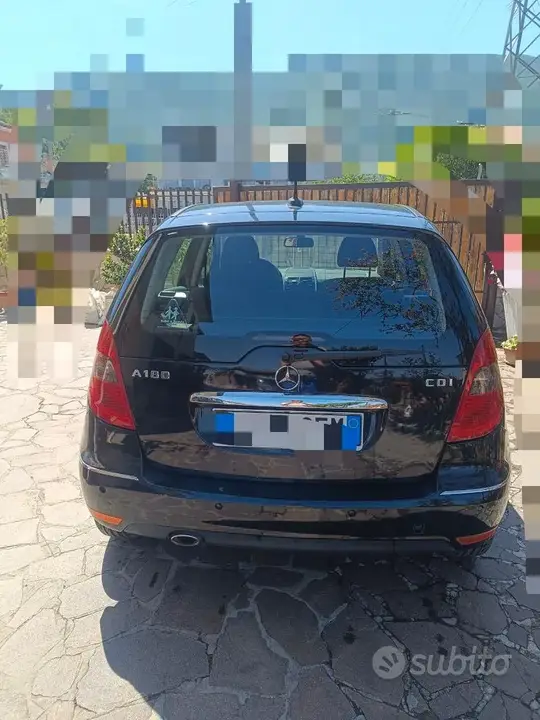 Mercedes-Benz A-Class 2009 photo 2