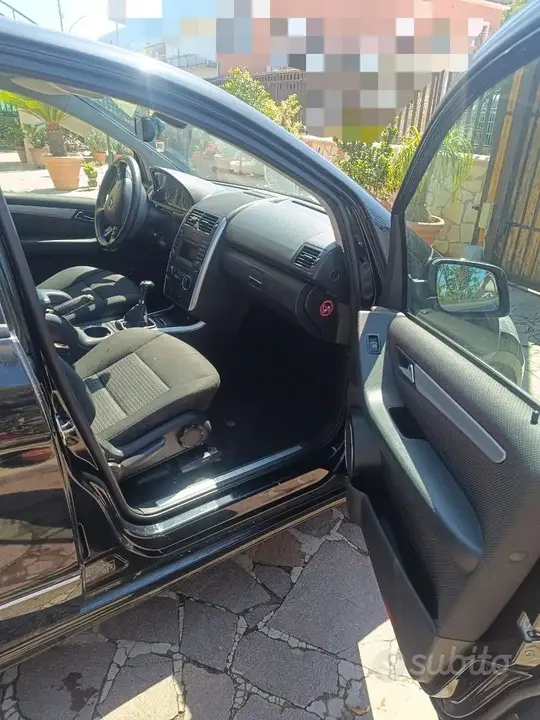 Mercedes-Benz A-Class 2009 photo 3