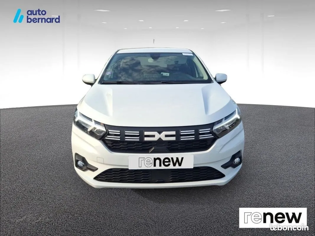 Dacia Sandero 2023 photo 2