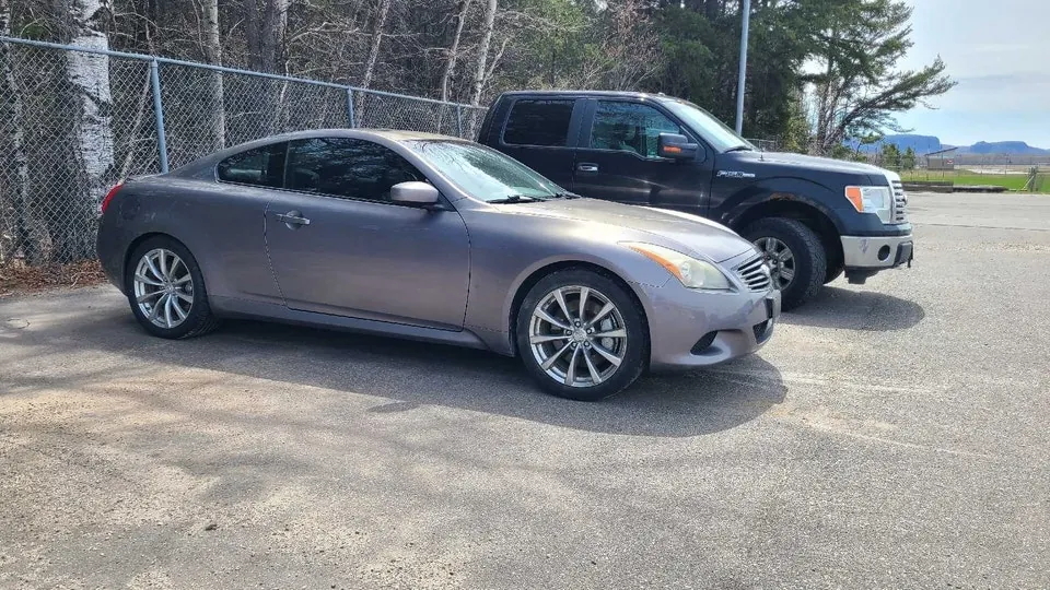Infiniti G37