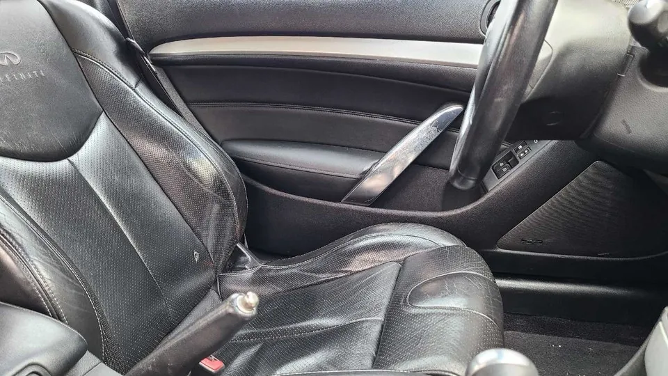 Infiniti G37 2008 photo 3